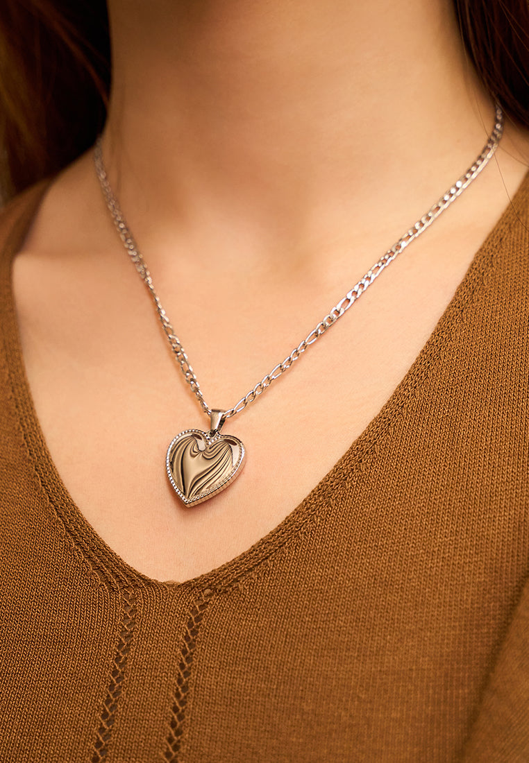 Tilda Heart Pendant Chain Necklace