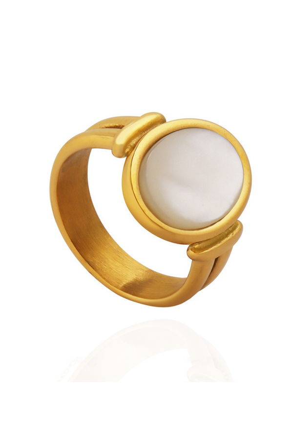 Yuri Engravable Mother of Pearl Band Ring in Gold