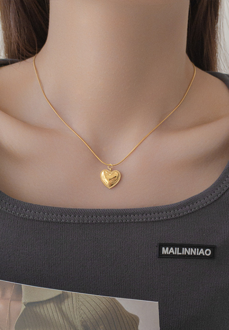 Bonnie Love Locket Pendant Necklace in Gold