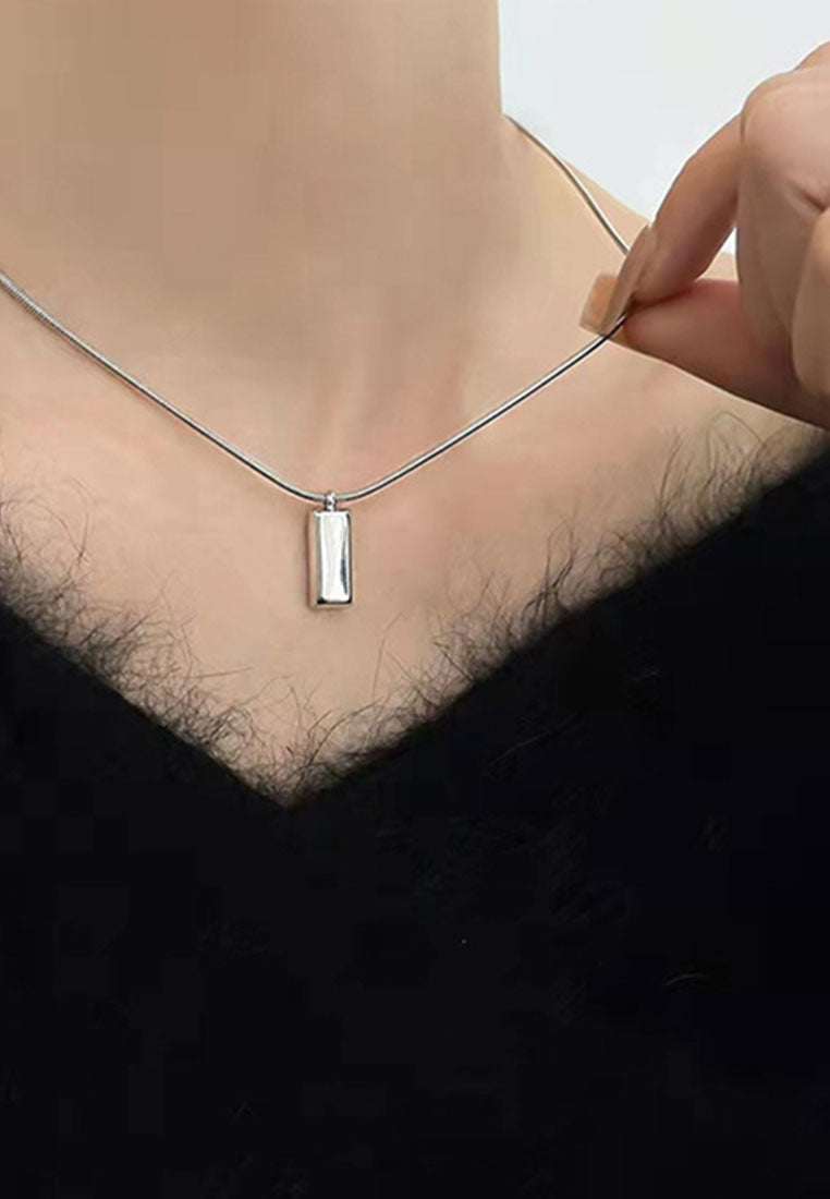 Serendipity Bar Pendant with Engravable Necklace